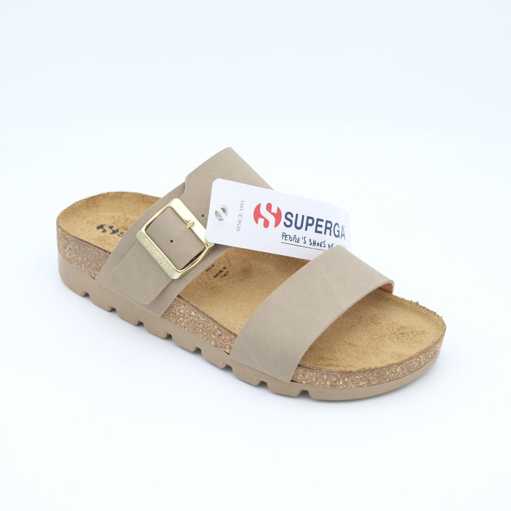 02216_22|8cc127b8570a1379bb0e3754a6fbd8e9